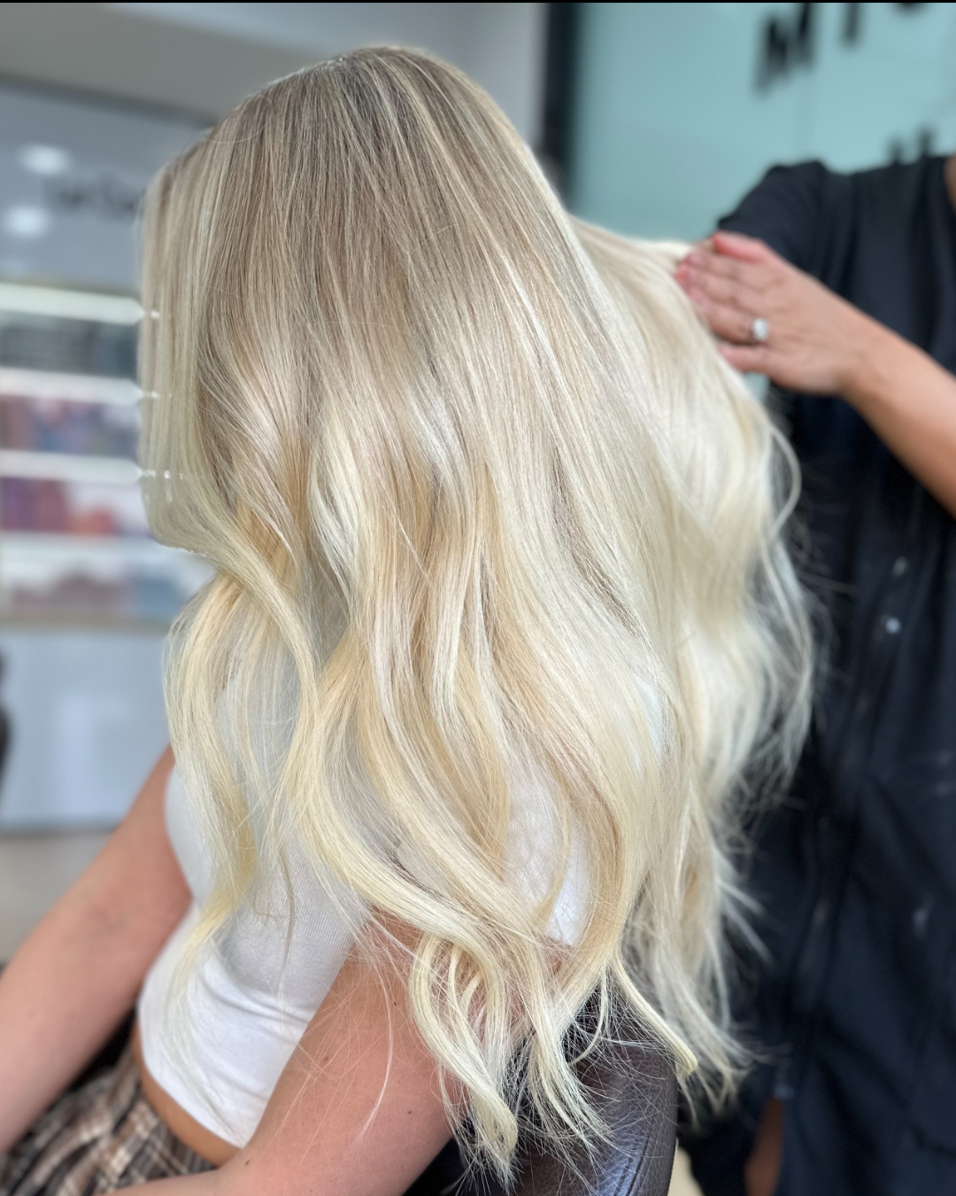 HAIR EXTENSIONS (WITH COLOR)